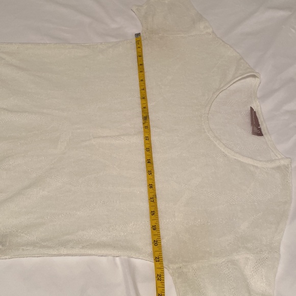 Chico’s Pull Over - Picture 5 of 7